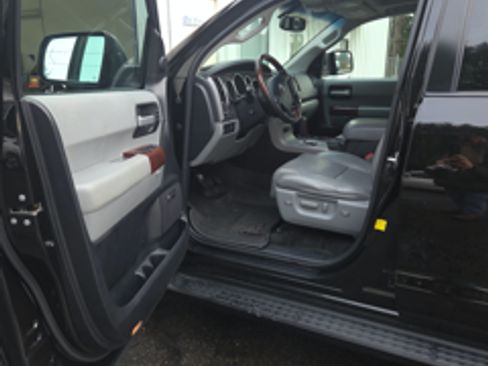 Used 2012 Toyota Sequoia Platinum image 2