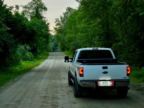 Used 2011 Ford F250 Lariat w/ Lariat Ultimate Pkg image 5
