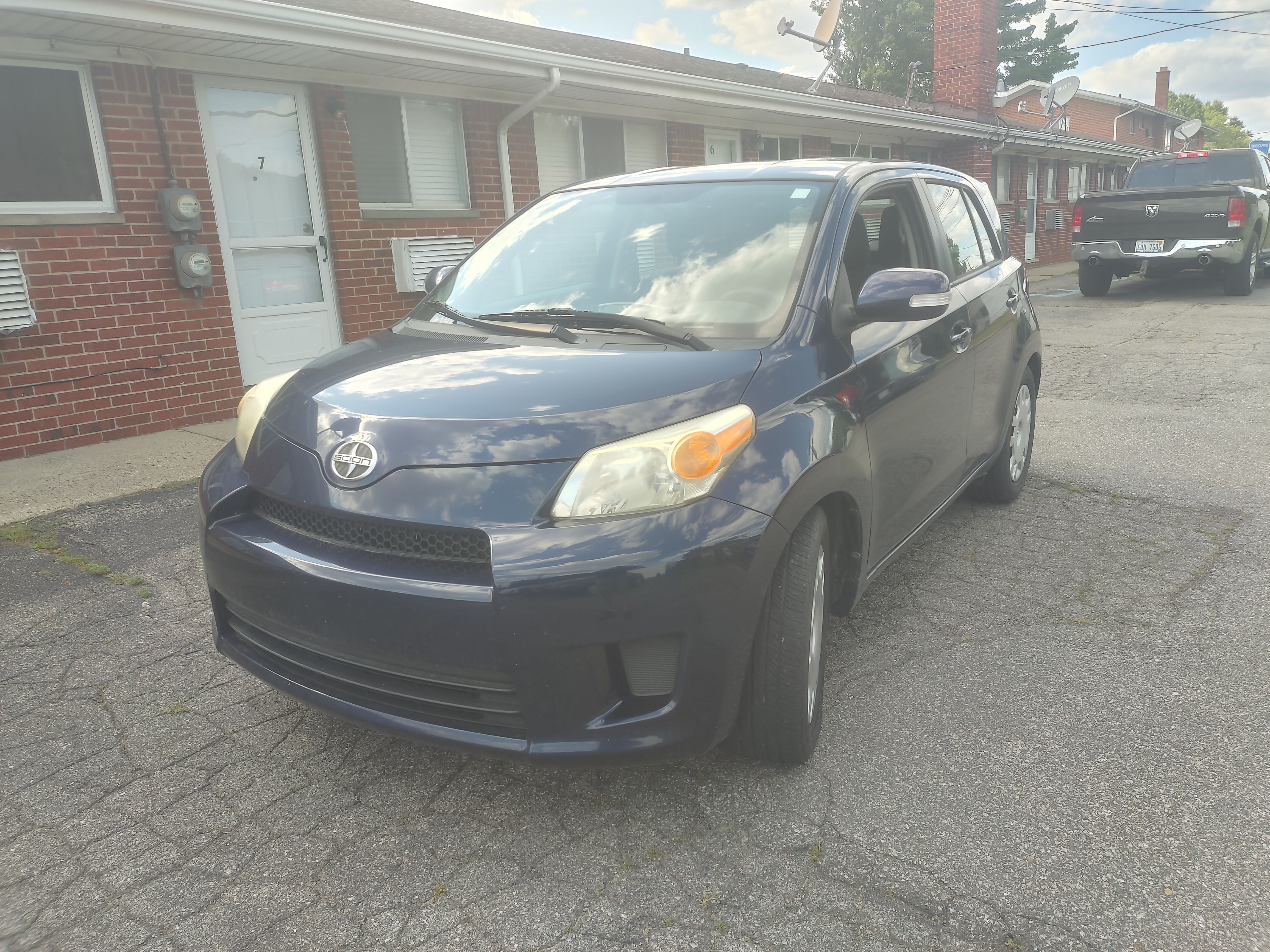Used 2012 Scion xD FWD image 1