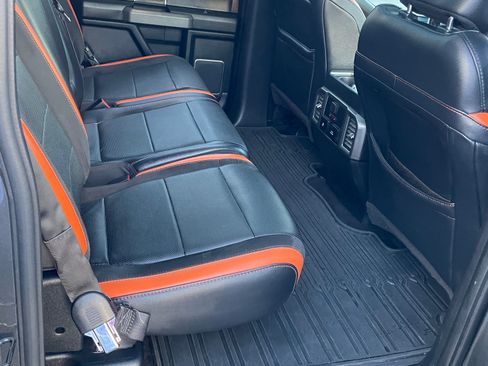 Used 2018 Ford F150 Raptor w/ Equipment Group 802A Luxury image 20