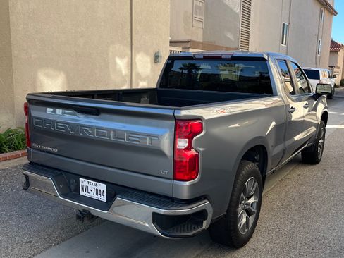 Used 2020 Chevrolet Silverado 1500 LT w/ Trailering Package image 11