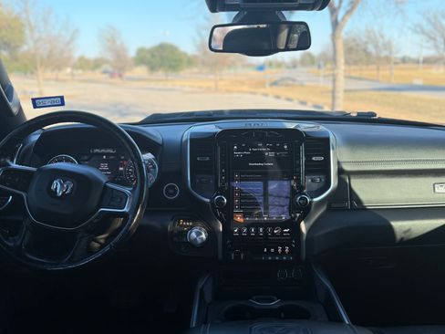 Used 2020 RAM 1500 Laramie image 15