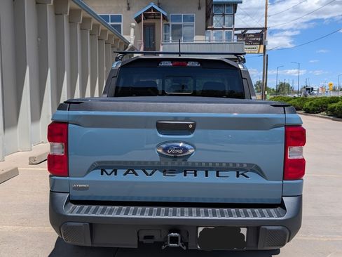 Used 2023 Ford Maverick Lariat w/ Lariat Luxury Package FWD image 11