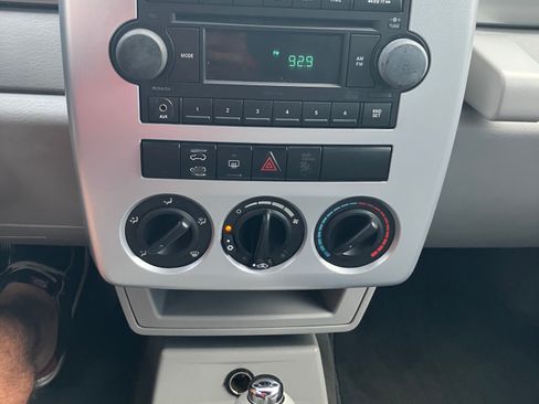 Used 2007 Chrysler PT Cruiser Convertible FWD image 11