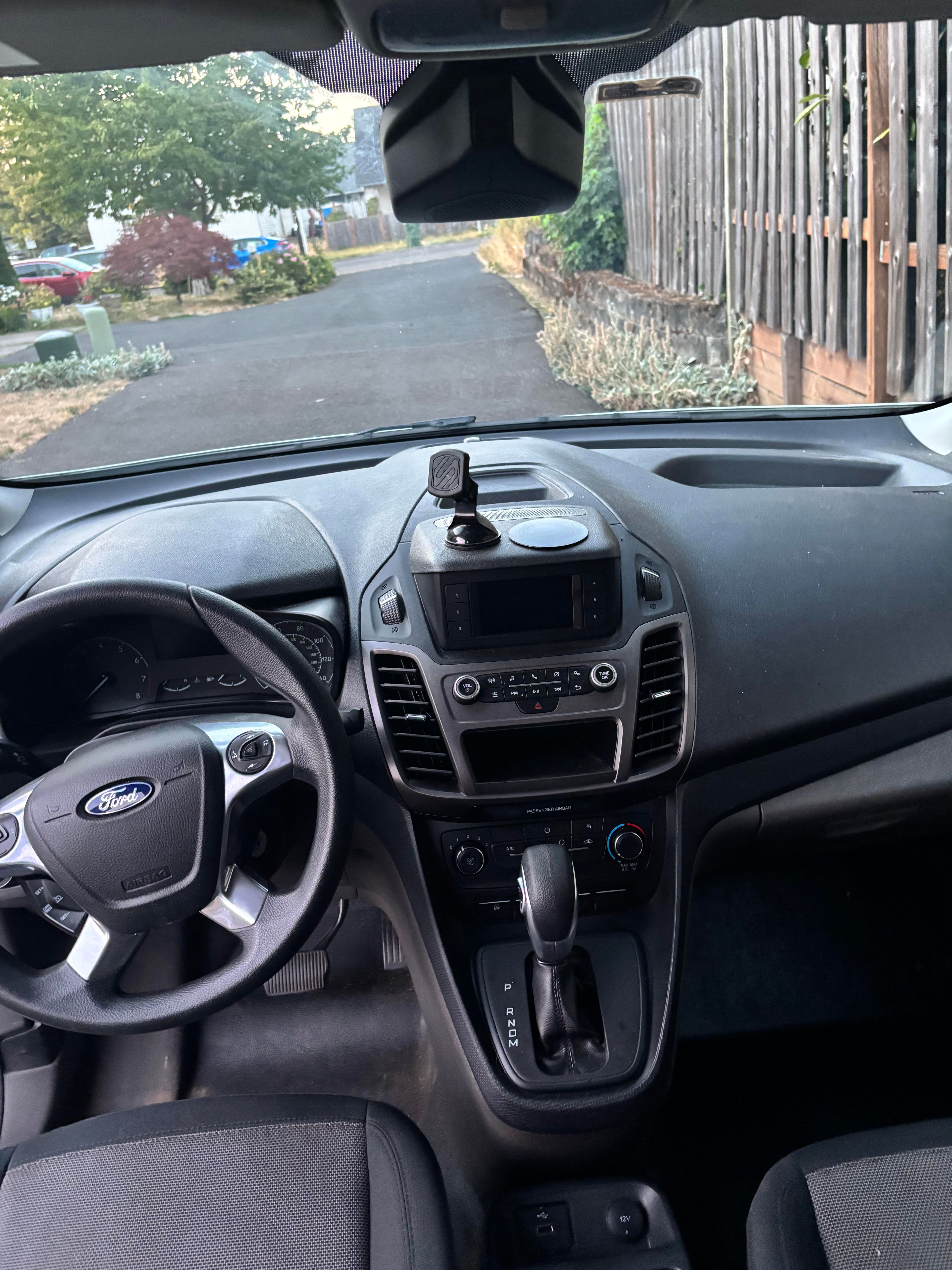 Used 2022 Ford Transit Connect XL FWD image 13