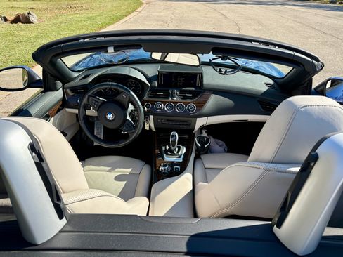 Used 2016 BMW Z4 sDrive28i image 6