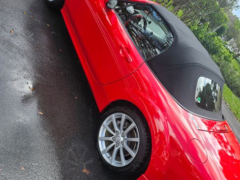 Used 2008 MAZDA MX-5 Miata Grand Touring w/ Premium Pkg image 2