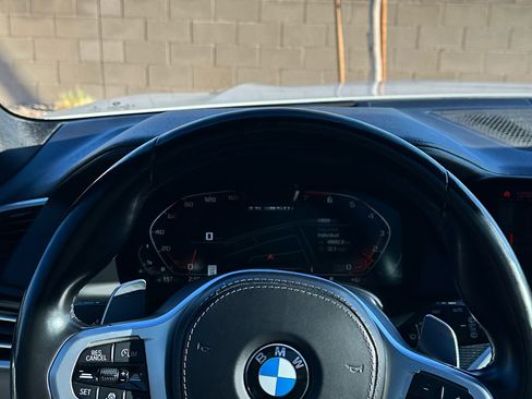 Used 2022 BMW X5 M50i image 15