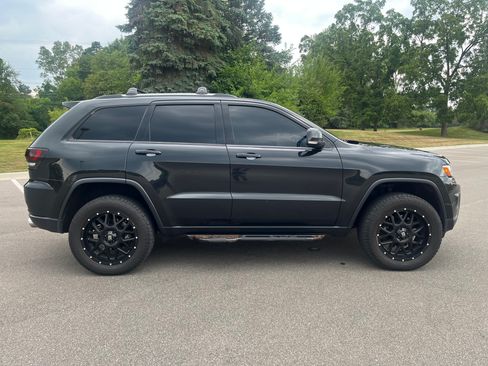 Used 2014 Jeep Grand Cherokee Limited w/ Luxury Group II image 9