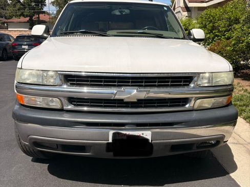 Used 2004 Chevrolet Suburban LT w/ Preferred Equipment Group image 1