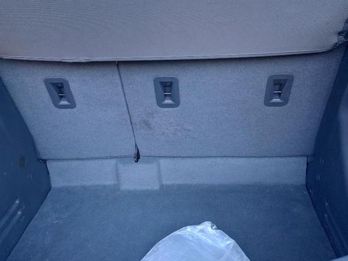 Used 2017 Chevrolet Bolt LT image 8