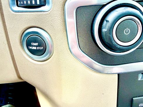 Used 2012 Land Rover LR4 HSE image 18