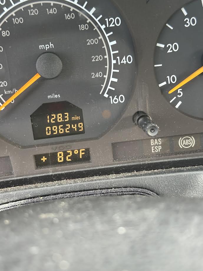 Used 1998 Mercedes-Benz SL 500 image 1