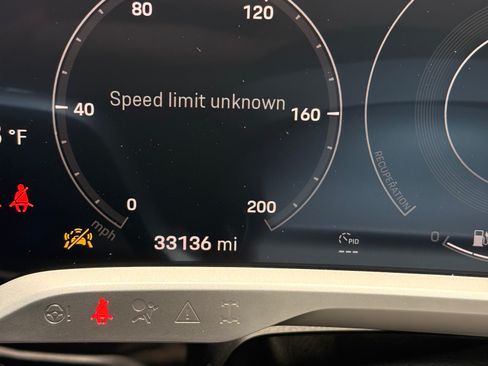 Used 2020 Porsche Taycan 4S AWD/4WD image 8