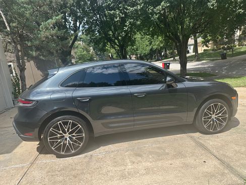 Used 2023 Porsche Macan Turbo AWD/4WD image 4