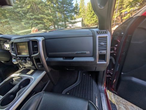 Used 2016 RAM 1500 Limited image 16