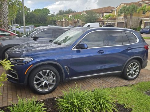 Used 2019 BMW X5 xDrive50i w/ Off-Road Package image 2