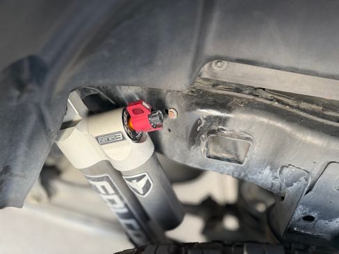 Used 2021 Jeep Gladiator Sport image 13