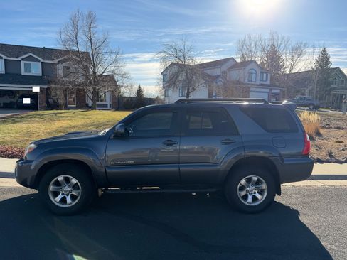 Used 2008 Toyota 4Runner Sport image 2