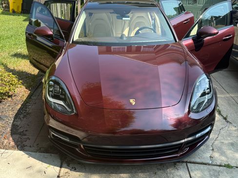 Used 2019 Porsche Panamera 4 AWD/4WD image 10