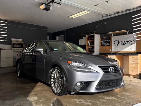 Used 2015 Lexus IS 250 AWD w/ Premium Package image 4