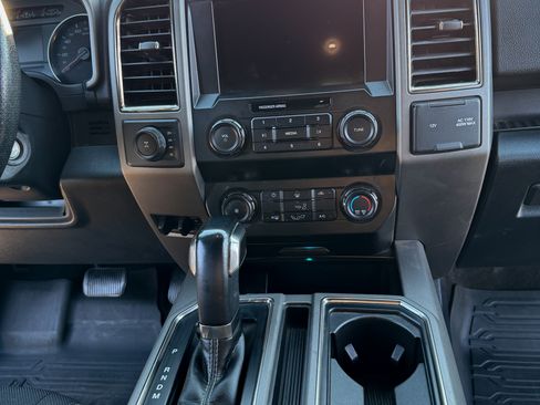 Used 2020 Ford F150 Raptor image 15