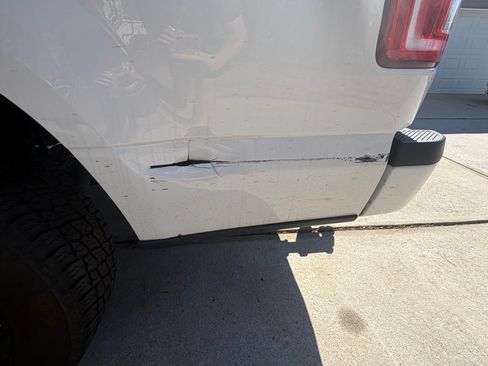 Used 2016 Ford F150 XL w/ Equipment Group 101A Mid image 6