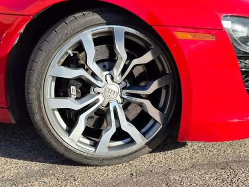 Used 2011 Audi R8 V10 image 9