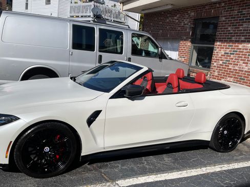 Used 2022 BMW M4 xDrive Competition w/ M Carbon Exterior Package image 6