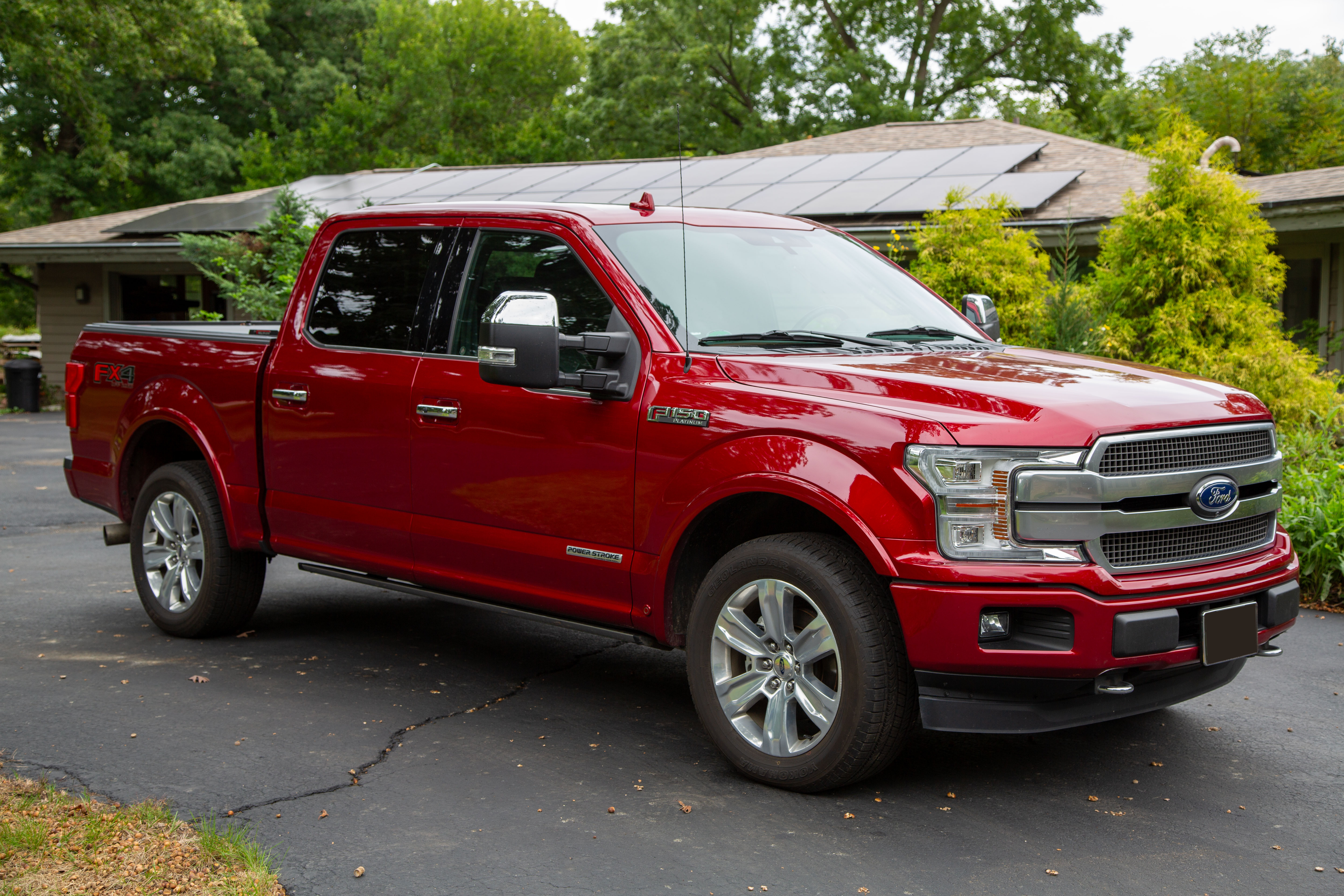 Used 2018 Ford F150 Platinum w/ Equipment Group 701A Luxury AWD/4WD image 2