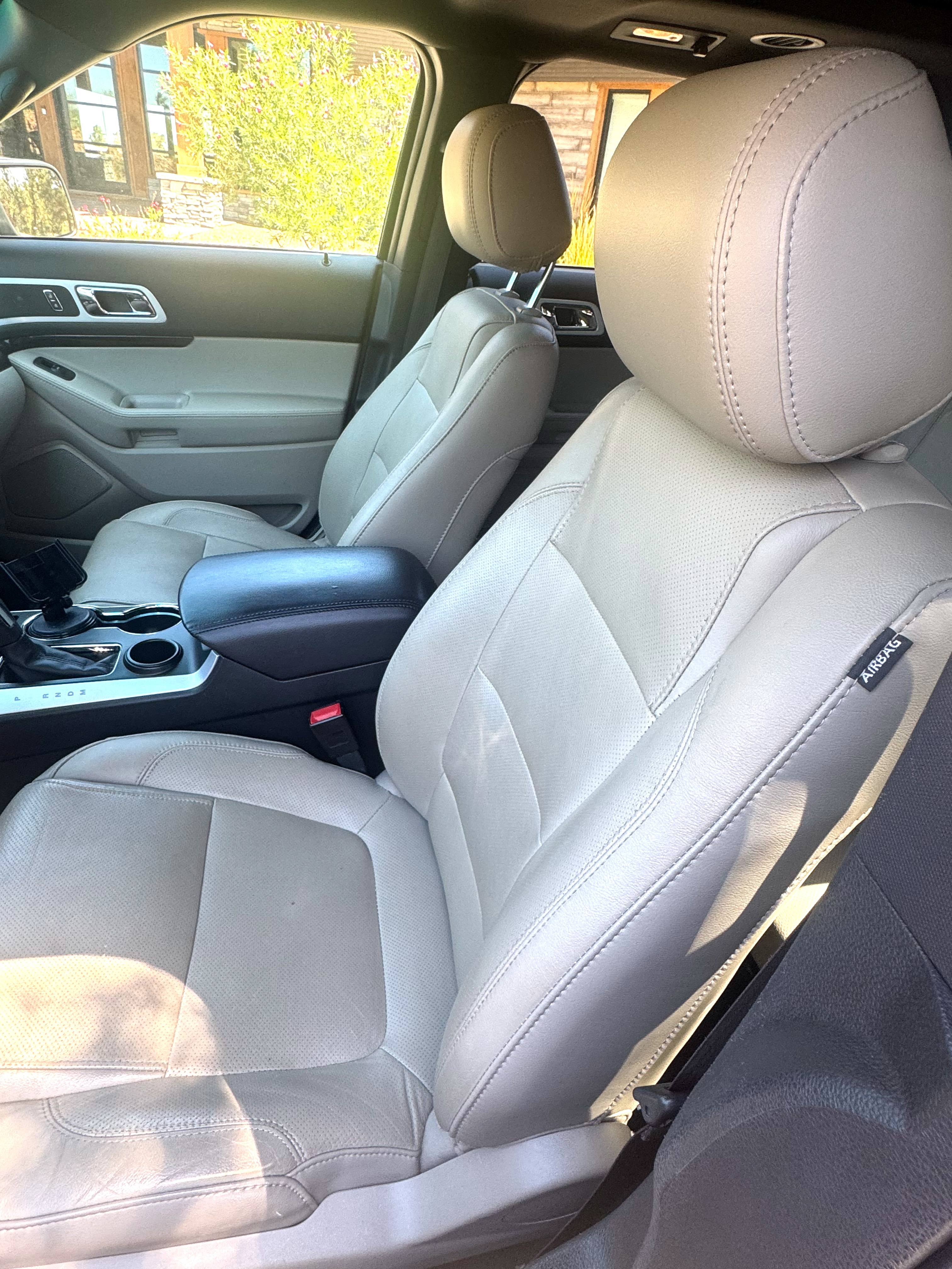 Used 2015 Ford Explorer Limited w/ Equipment Group 302A FWD image 16