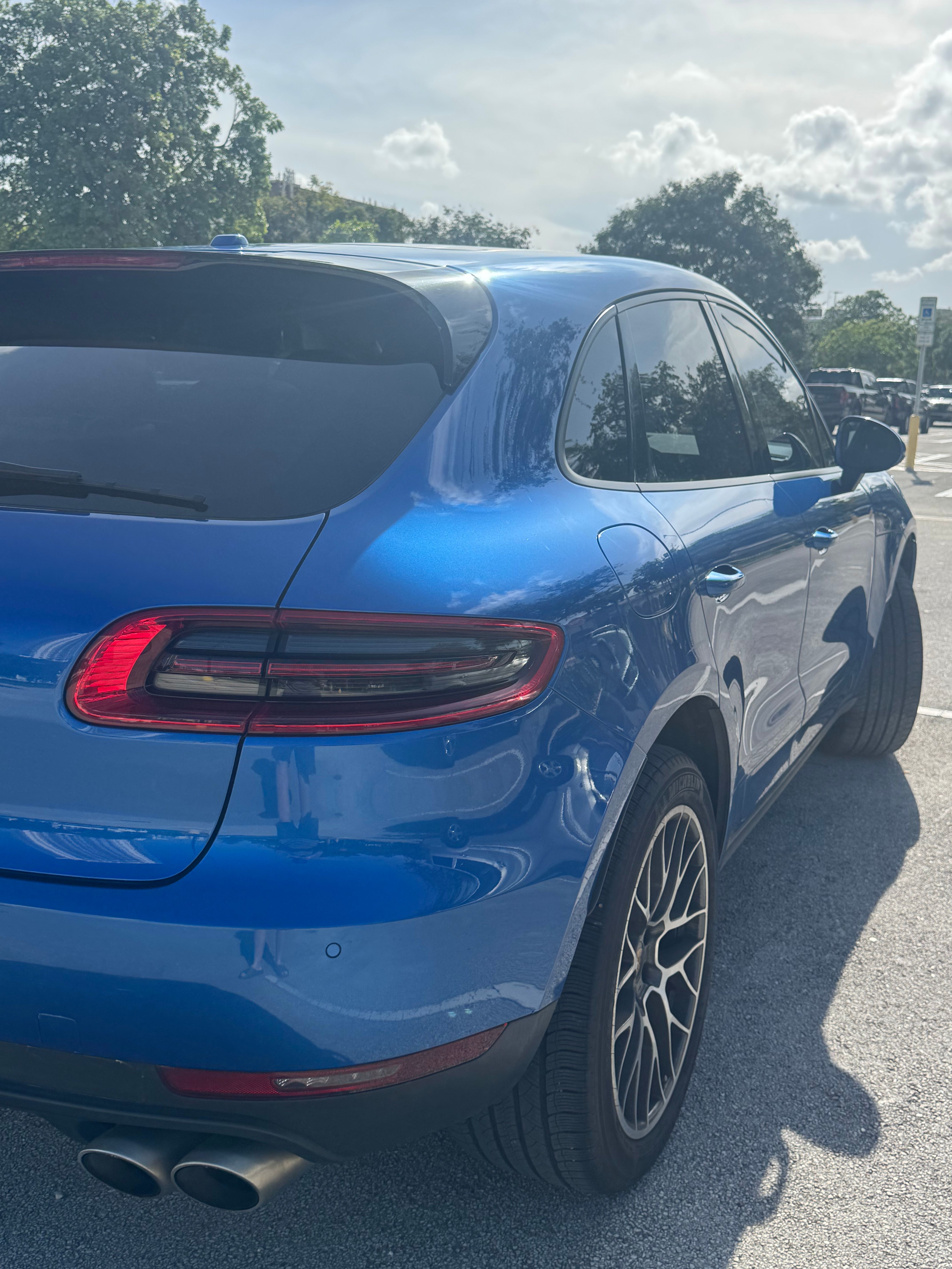 Used 2015 Porsche Macan S AWD/4WD image 13