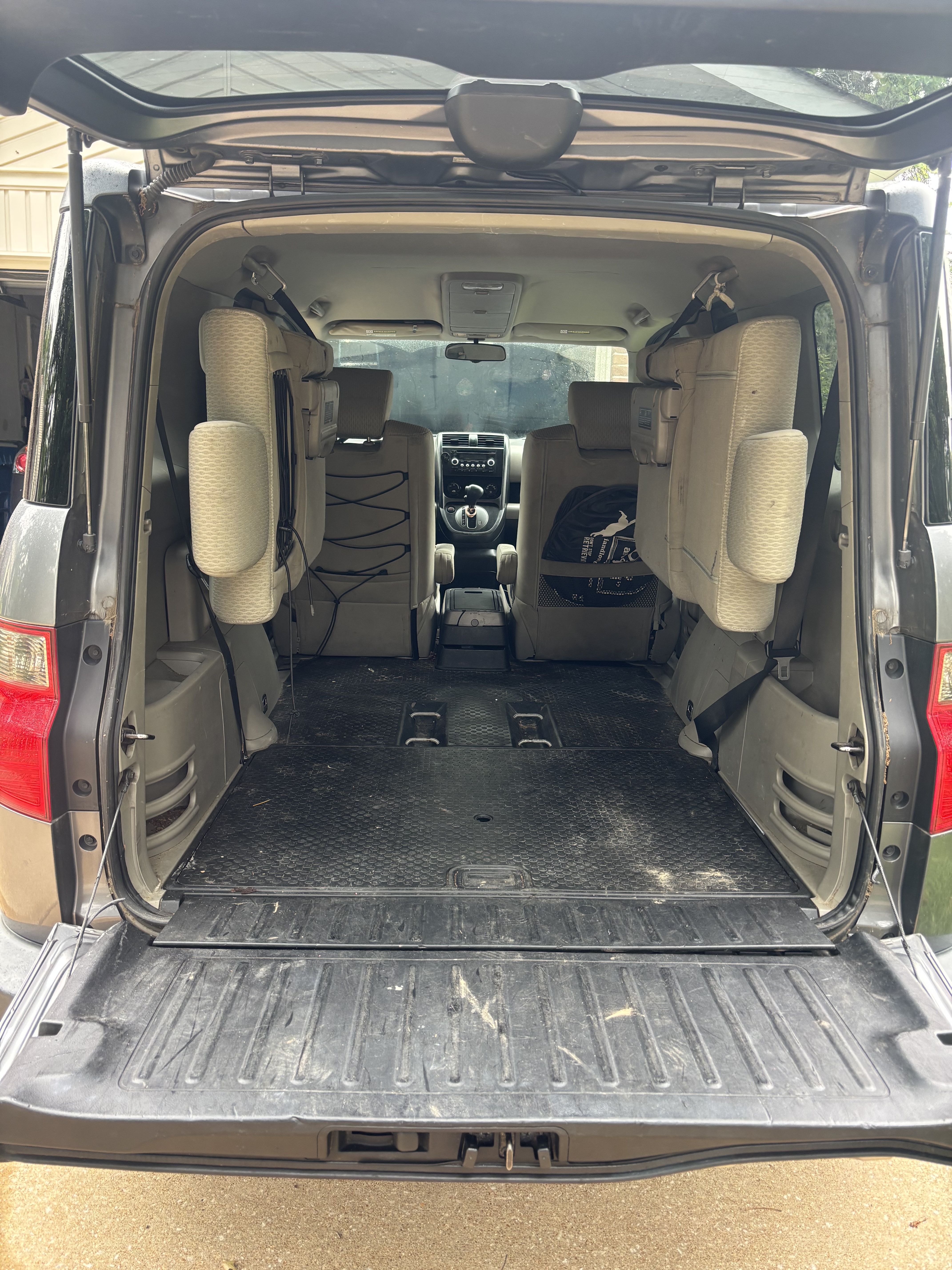 Used 2010 Honda Element EX image 1