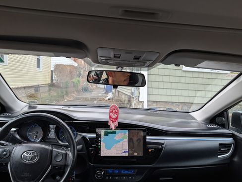 Used 2015 Toyota Corolla S image 22