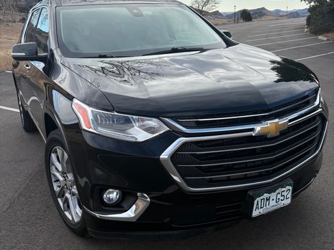 Used 2019 Chevrolet Traverse Premier image 4