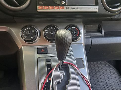 Used 2011 Scion xB FWD image 15