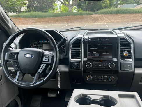 Used 2015 Ford F150 XLT w/ Equipment Group 302A Luxury AWD/4WD image 9