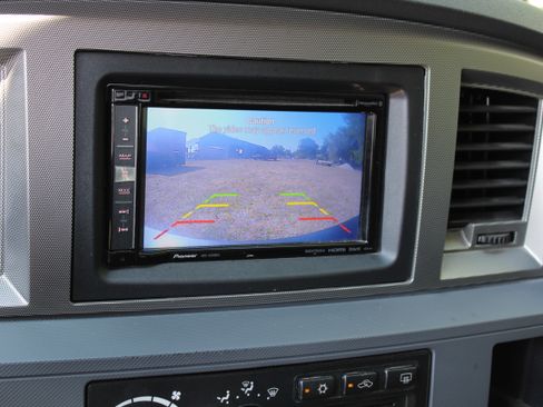 Used 2006 Dodge Ram 1500 Truck 2WD Quad Cab image 16