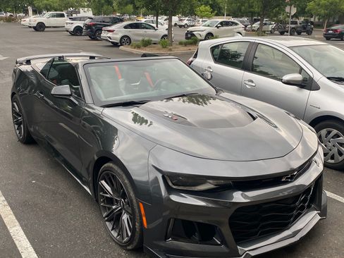 Used 2017 Chevrolet Camaro ZL1 image 8
