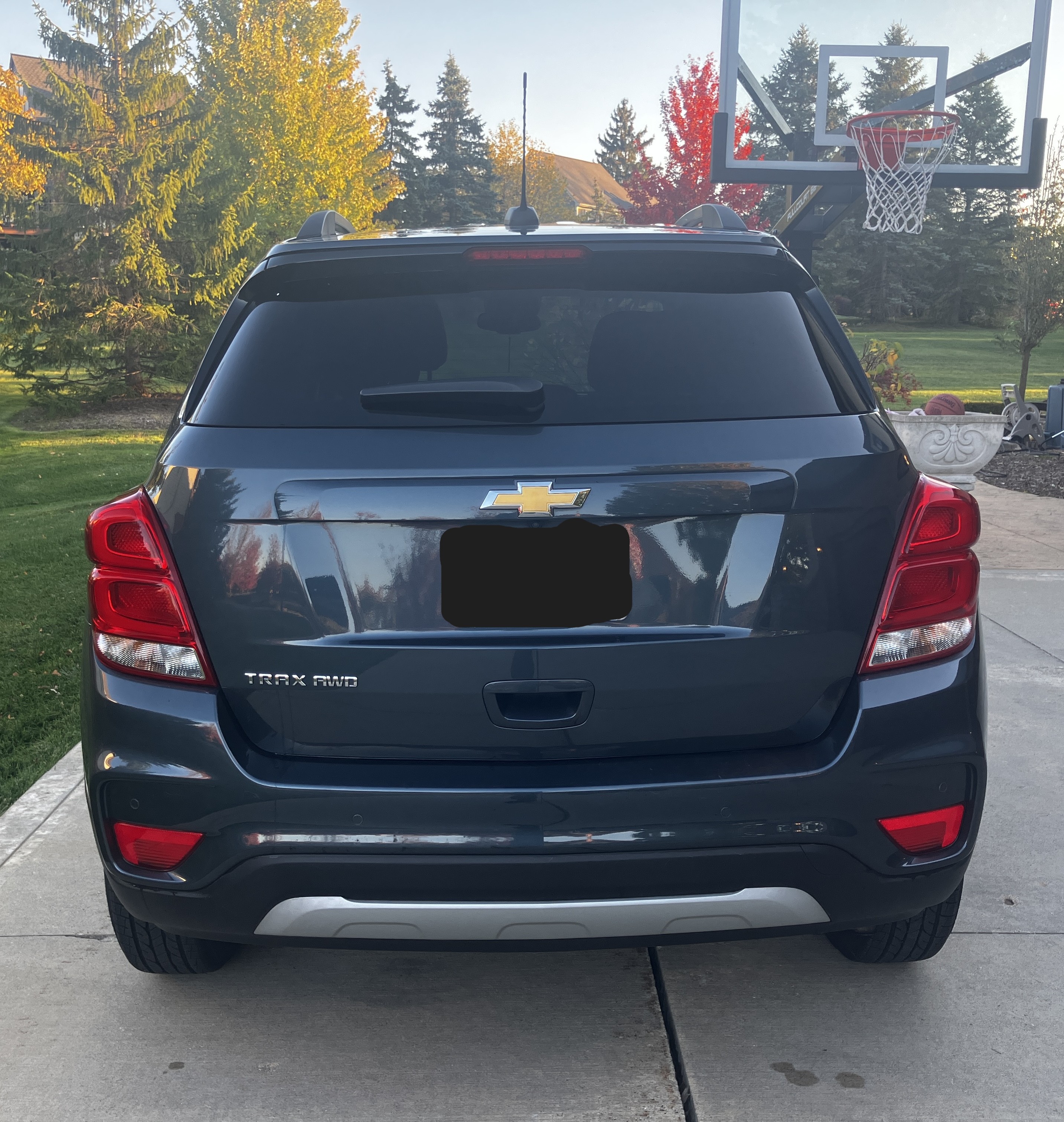 Used 2022 Chevrolet Trax LT w/ Driver Confidence Package AWD/4WD image 9