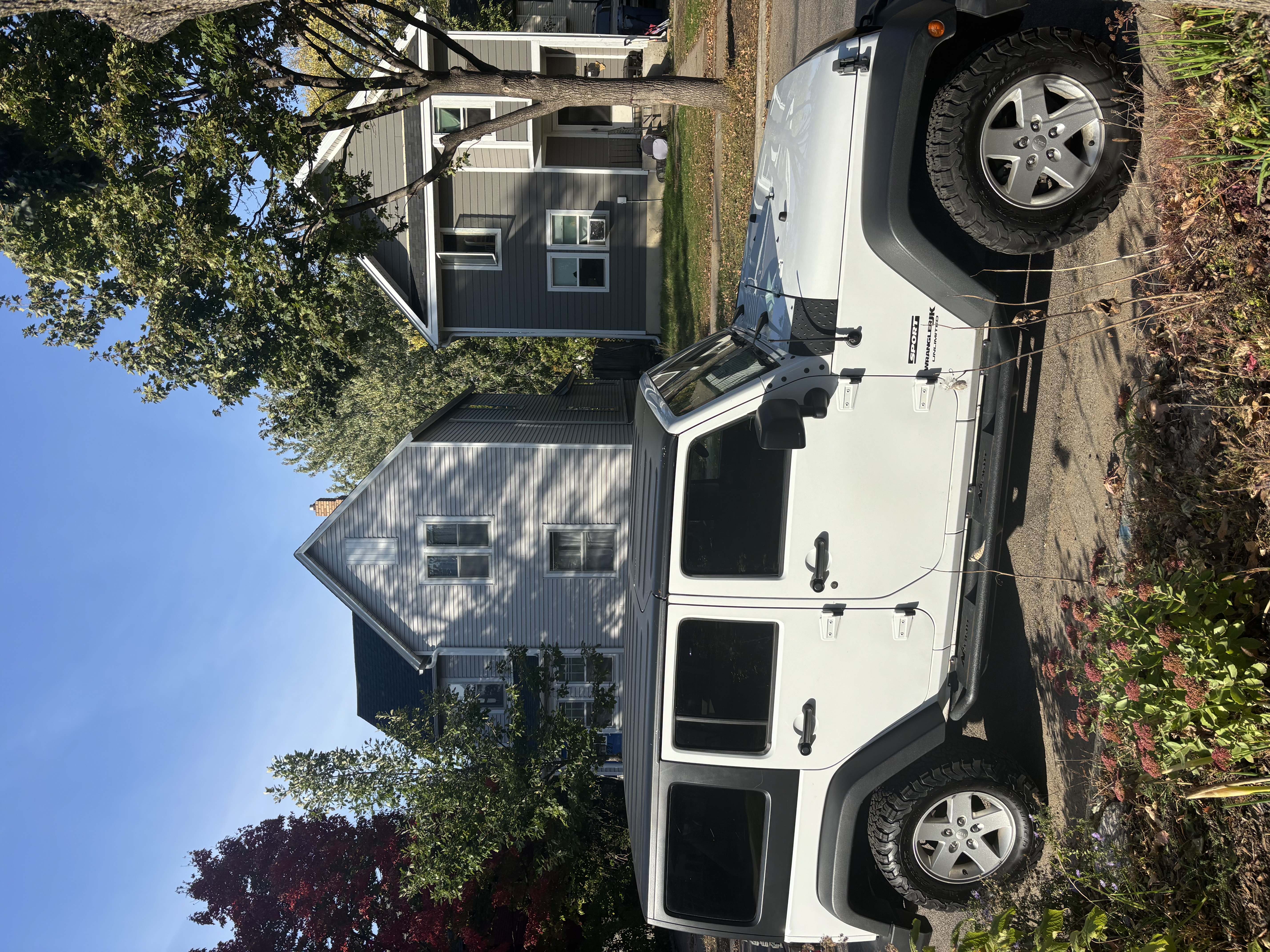 Used 2018 Jeep Wrangler Unlimited Sport S AWD/4WD image 4