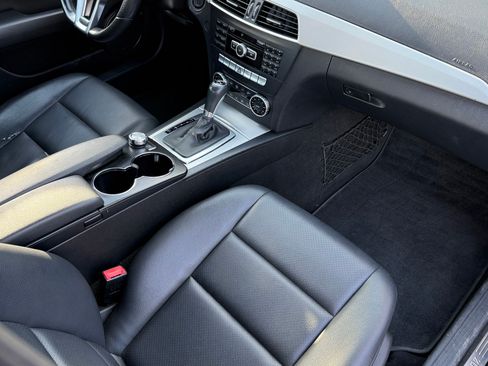 Used 2014 Mercedes-Benz C 300 4MATIC Sedan image 19