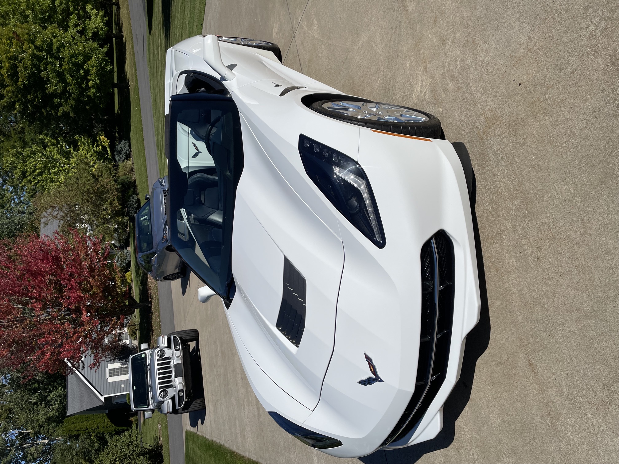 Used 2016 Chevrolet Corvette Stingray Convertible w/ 3LT Preferred Equipment Group RWD image 8