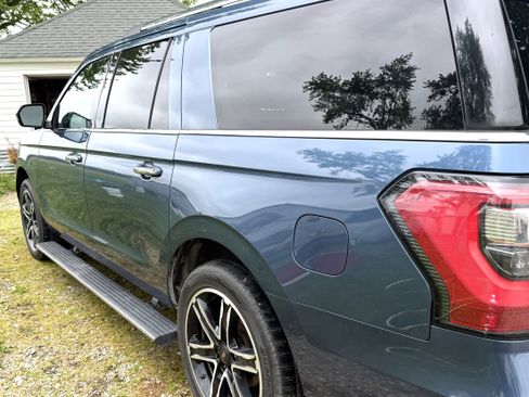 Used 2019 Ford Expedition Max Limited w/ Equipment Group 302A AWD/4WD image 13