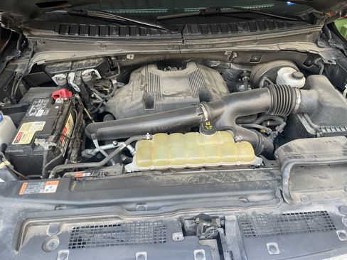Used 2020 Ford Expedition Limited w/ Equipment Group 303A RWD image 18