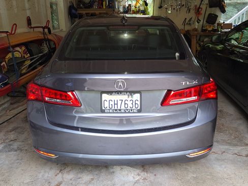 Used 2020 Acura TLX image 15