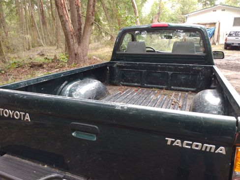 Used 2003 Toyota Tacoma Pickup 2D 6 ft image 8