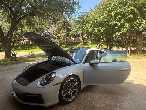 Used 2020 Porsche 911 Carrera 4S image 12