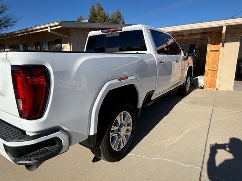 Used 2020 GMC Sierra 3500 Denali w/ Denali Ultimate Package image 4
