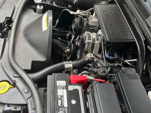 Used 2009 Jeep Grand Cherokee Laredo image 10